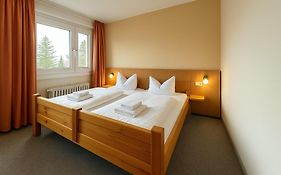 Hotel am Lärchenberg I Frühstück, WLAN, Parkplatz